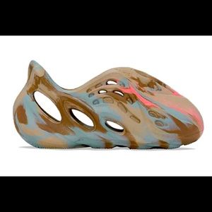 adidas Yeezy Foam RNNR MX Sand Grey (Infants)